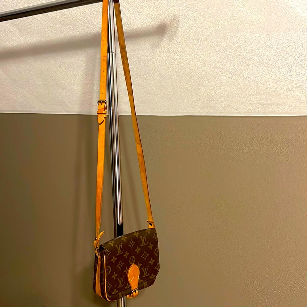 Women’s Louis Vutton crossbody